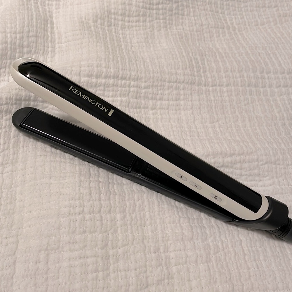 Remington Pearl Pro Ceramic Flat Iron Hair Straightener, 1-inch Floating Plates